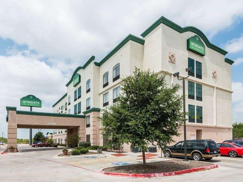 Hotel Wingate By Wyndham New Braunfels Extérieur photo